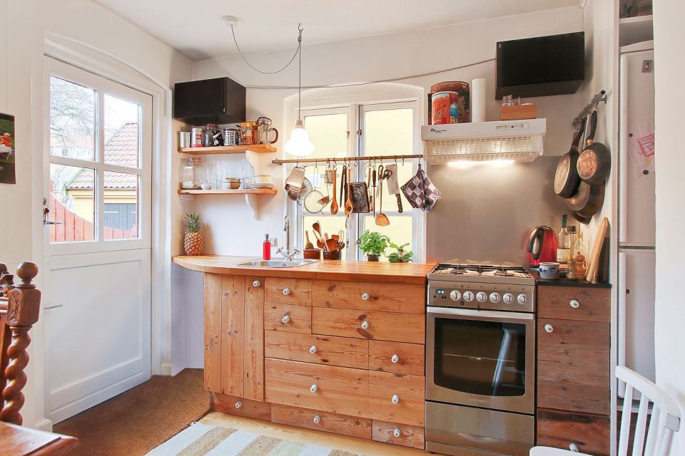 Maximizing Small Spaces: Clever Kitchen Layouts and Fittings